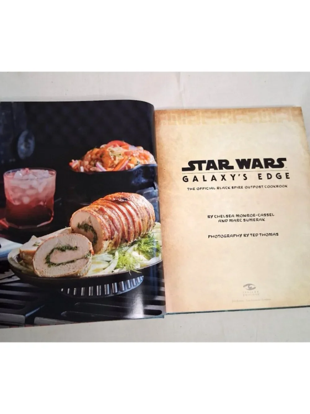 Star Wars Galaxy's Edge The Official Black Spire Outpost Cookbook